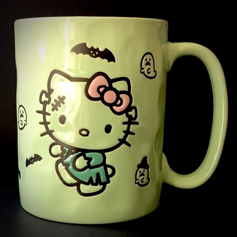Hello Kitty Frankenstein Halloween Mug - Picture 3 of 8